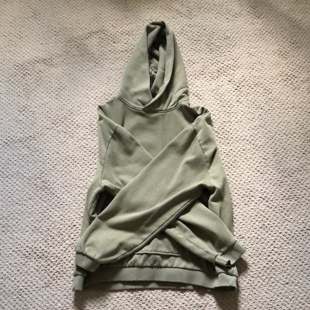 Urban Outfitters sweatshirt